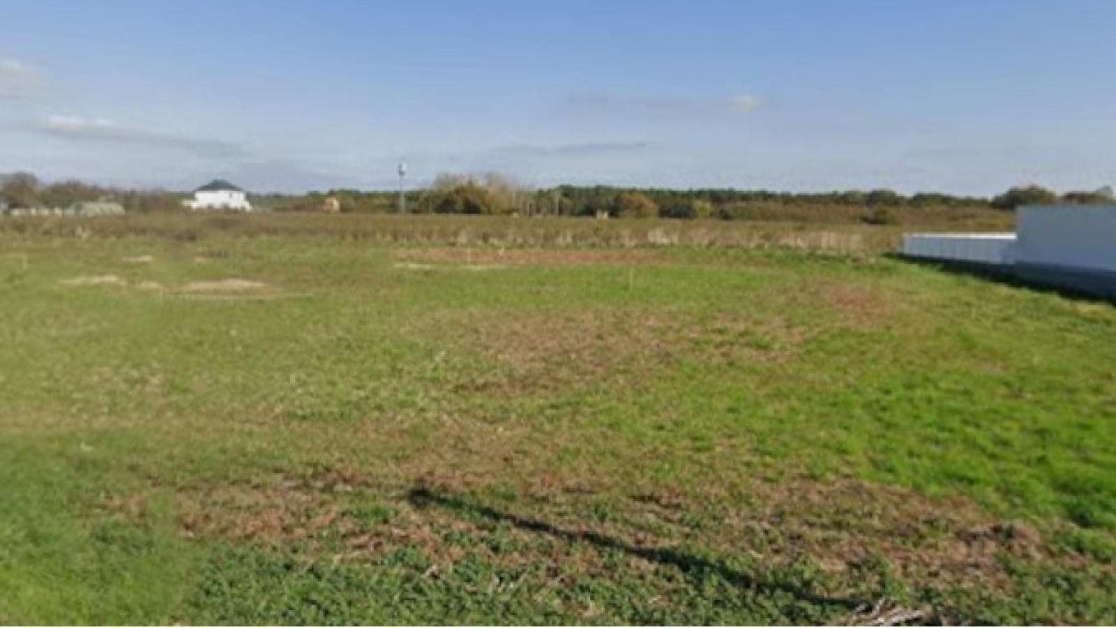 Terrain constructible de 405m2 à Riantec