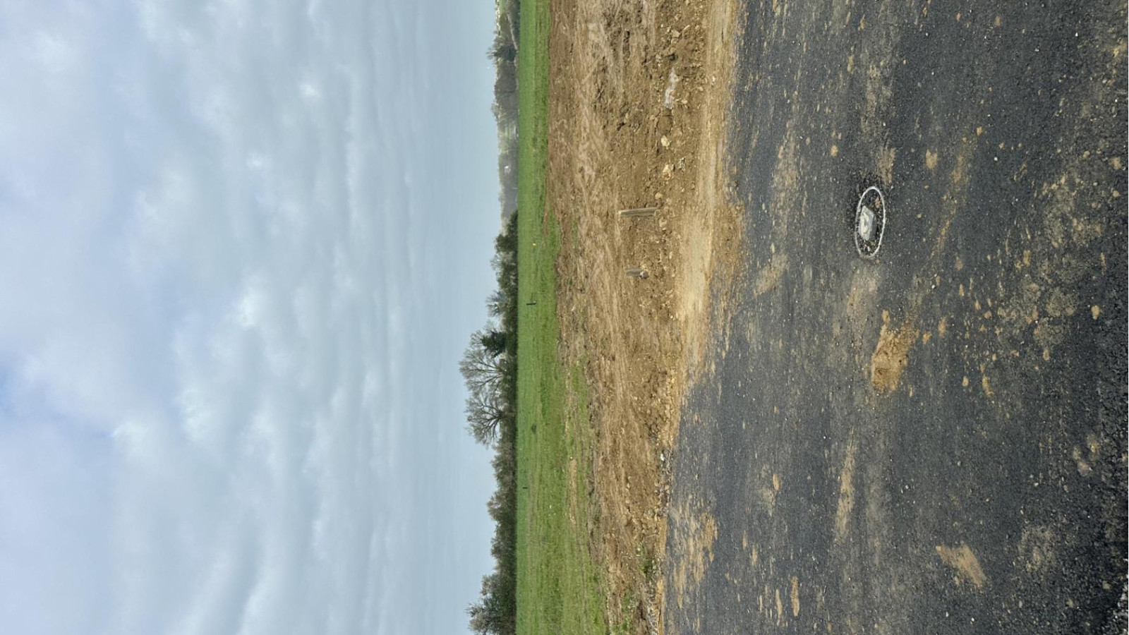 Terrain constructible de 561m2 à Longuenée-en-Anjou