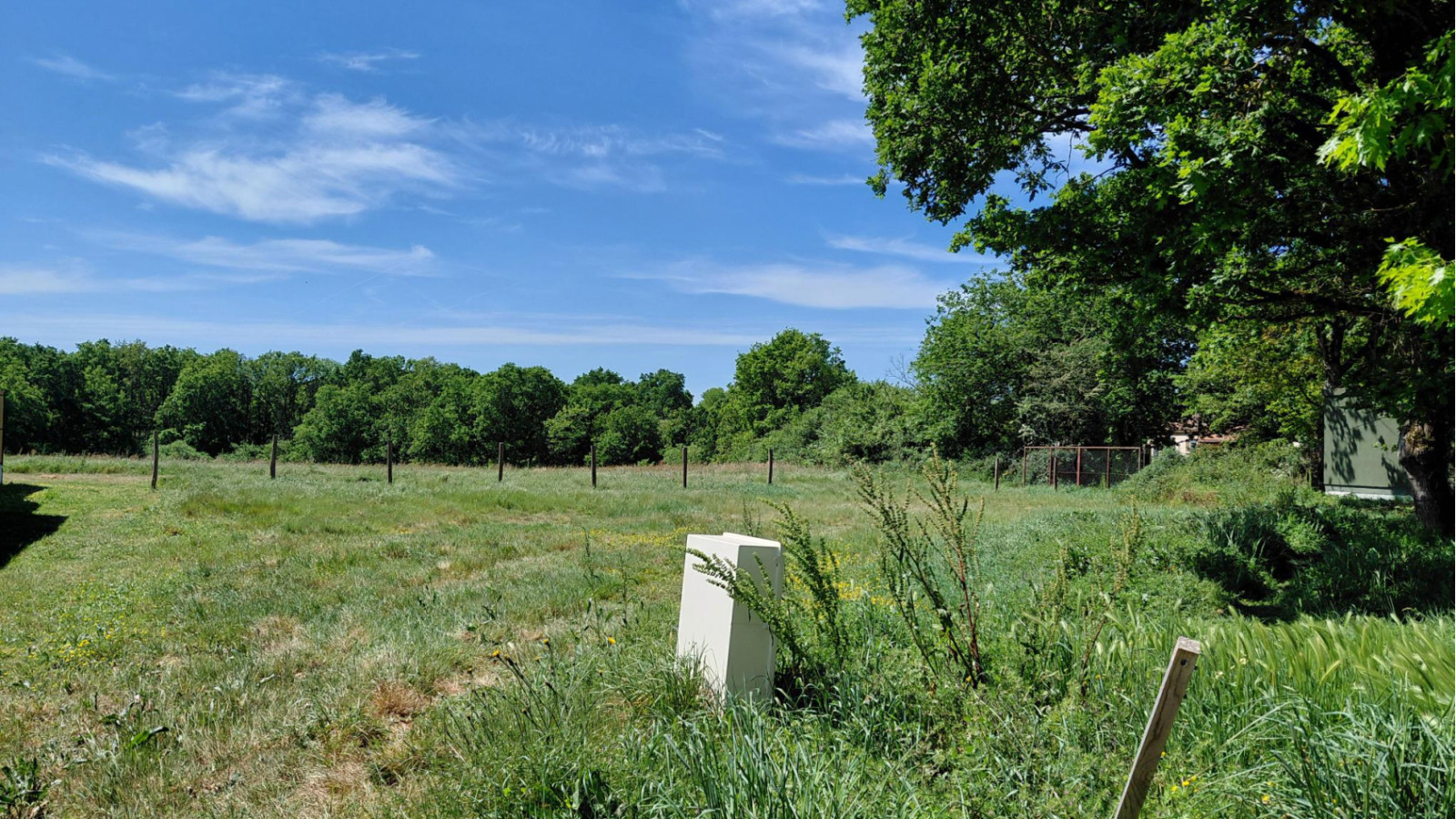 Terrain constructible de 368m2 à Le Poiré-sur-Vie
