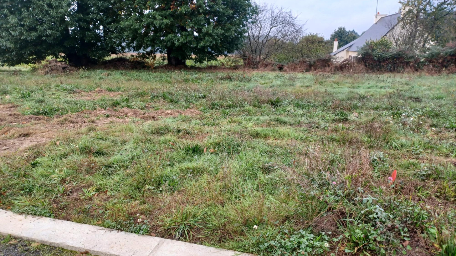 Terrain constructible de 535m2 à Martigné-Ferchaud