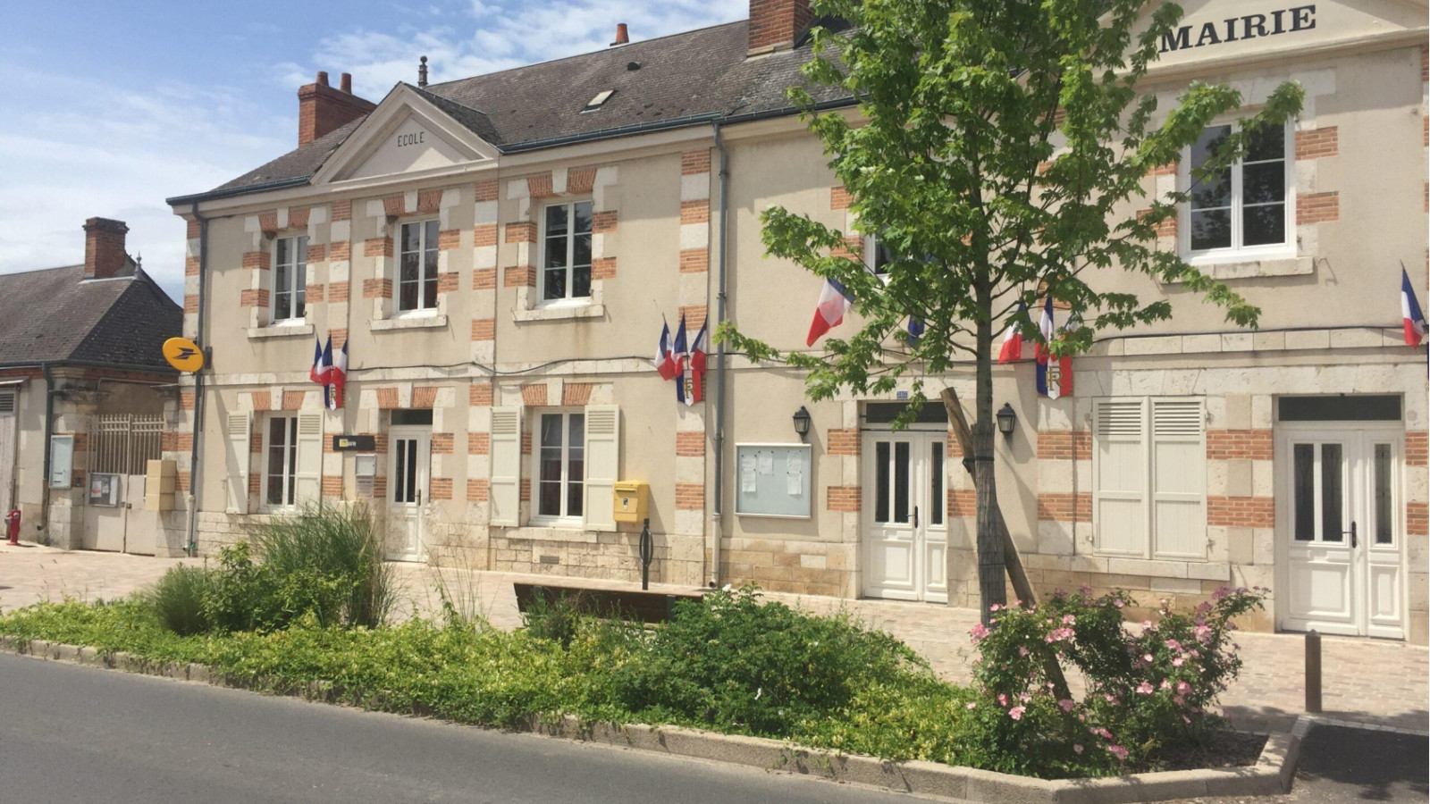 Terrain constructible de 551m2 à Mareau-aux-Prés