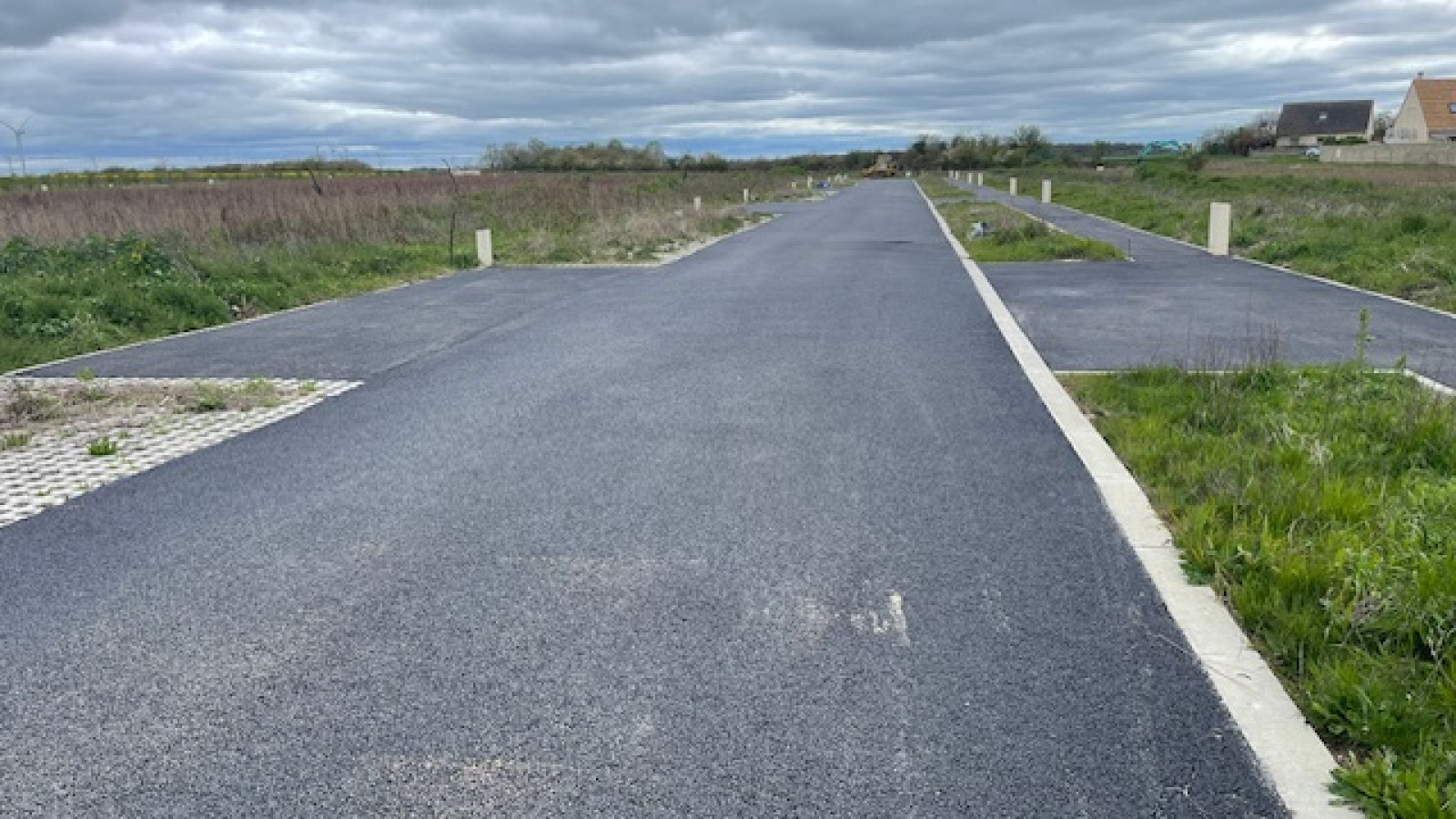 Terrain constructible de 535m2 à Fresnay-l'Évêque