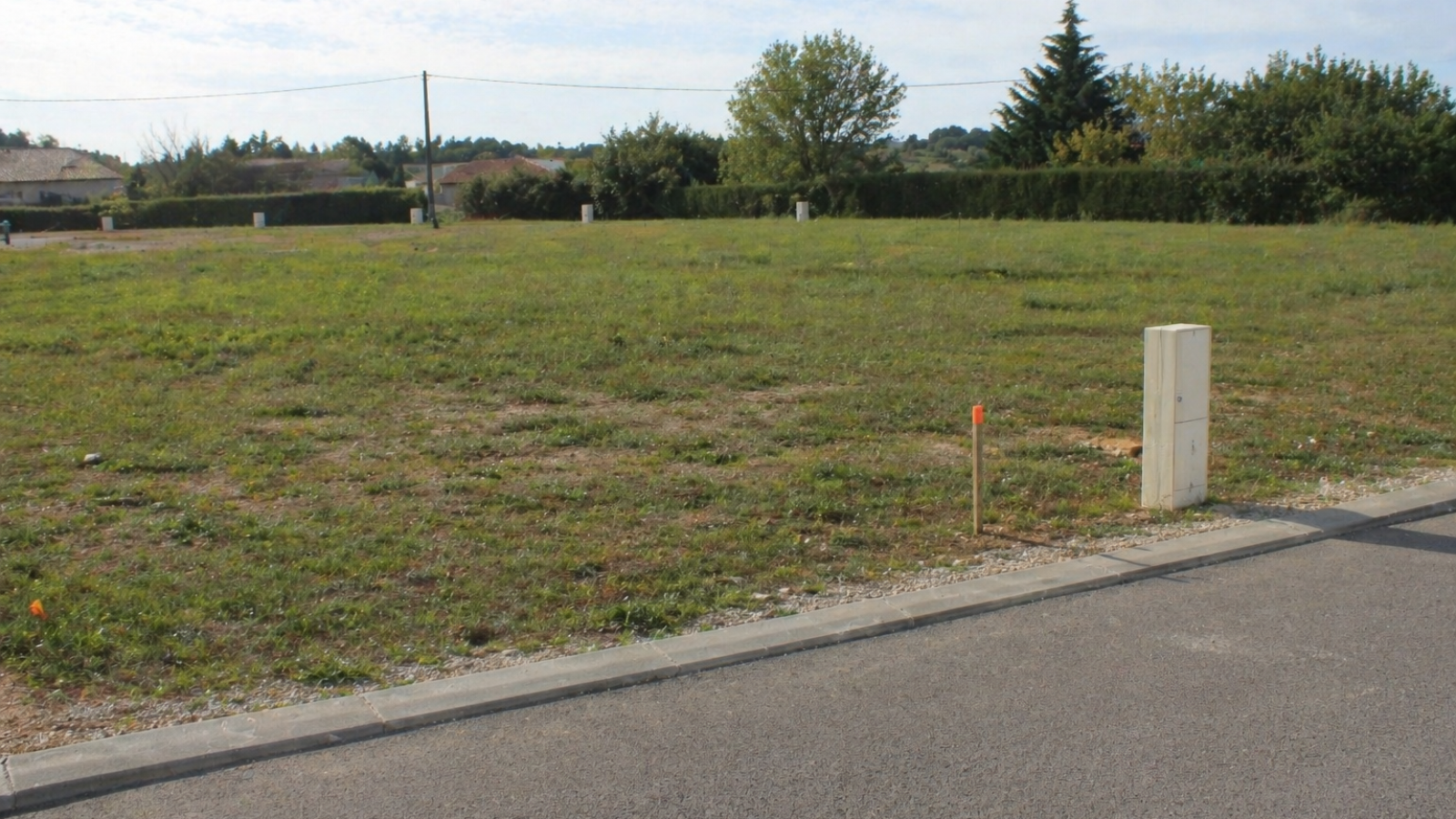 Terrain constructible de 536m2 à Rion-des-Landes