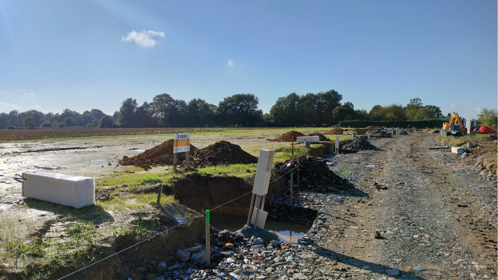 Terrain constructible de 300m2 à Monterfil