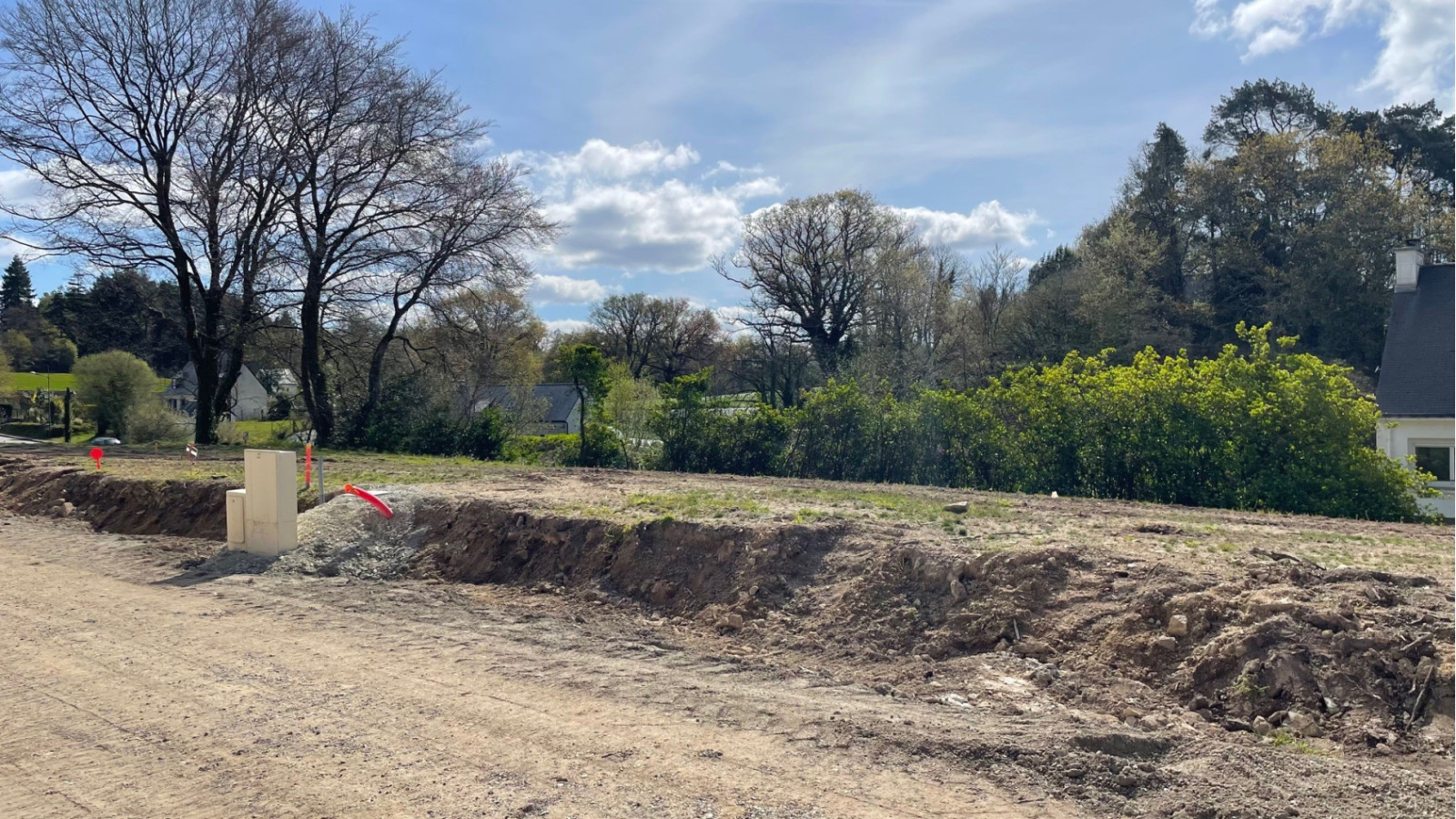 Terrain constructible de 308m2 à Lanvaudan