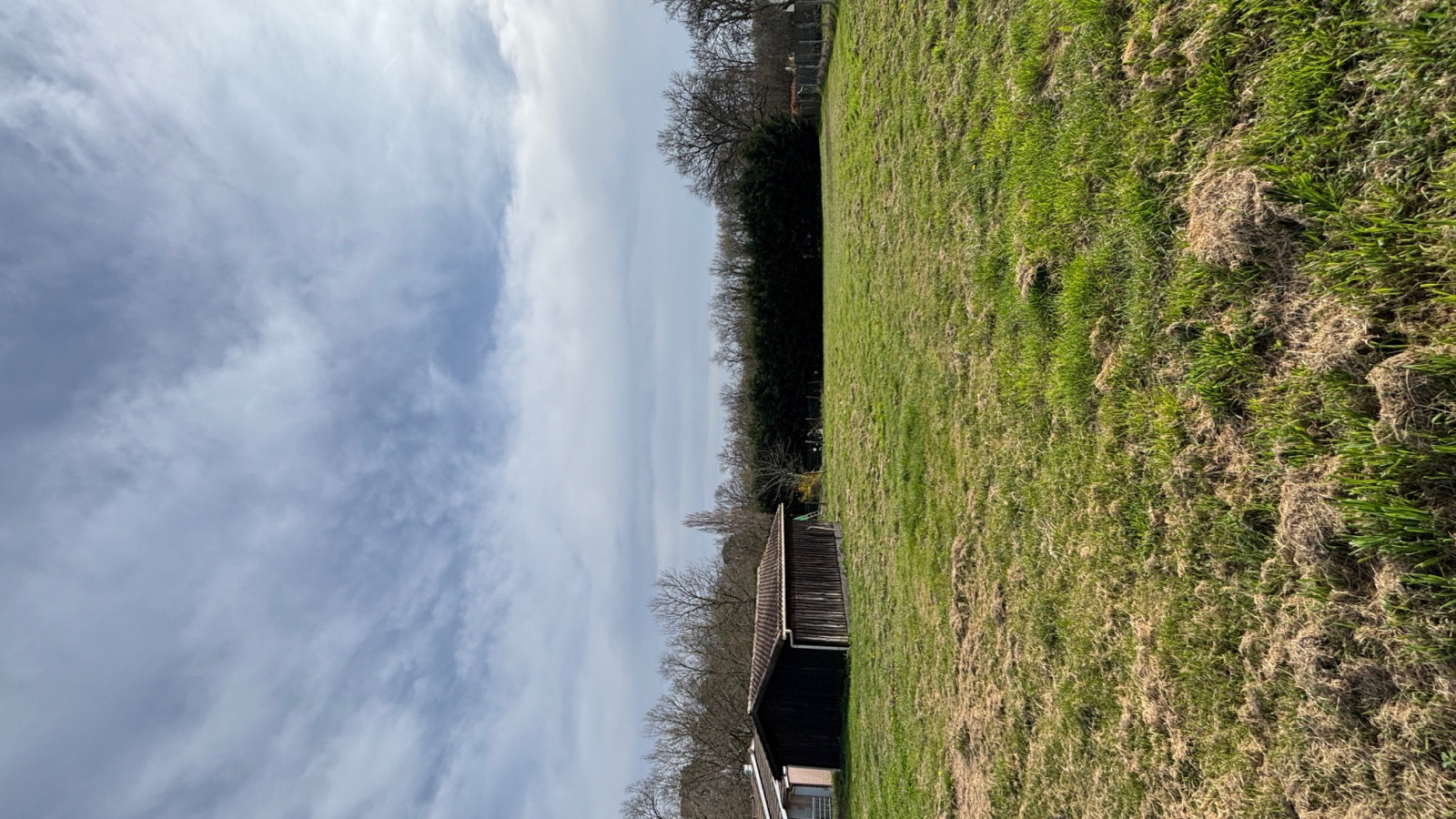 Terrain constructible de 452m2 à La Lande-de-Fronsac