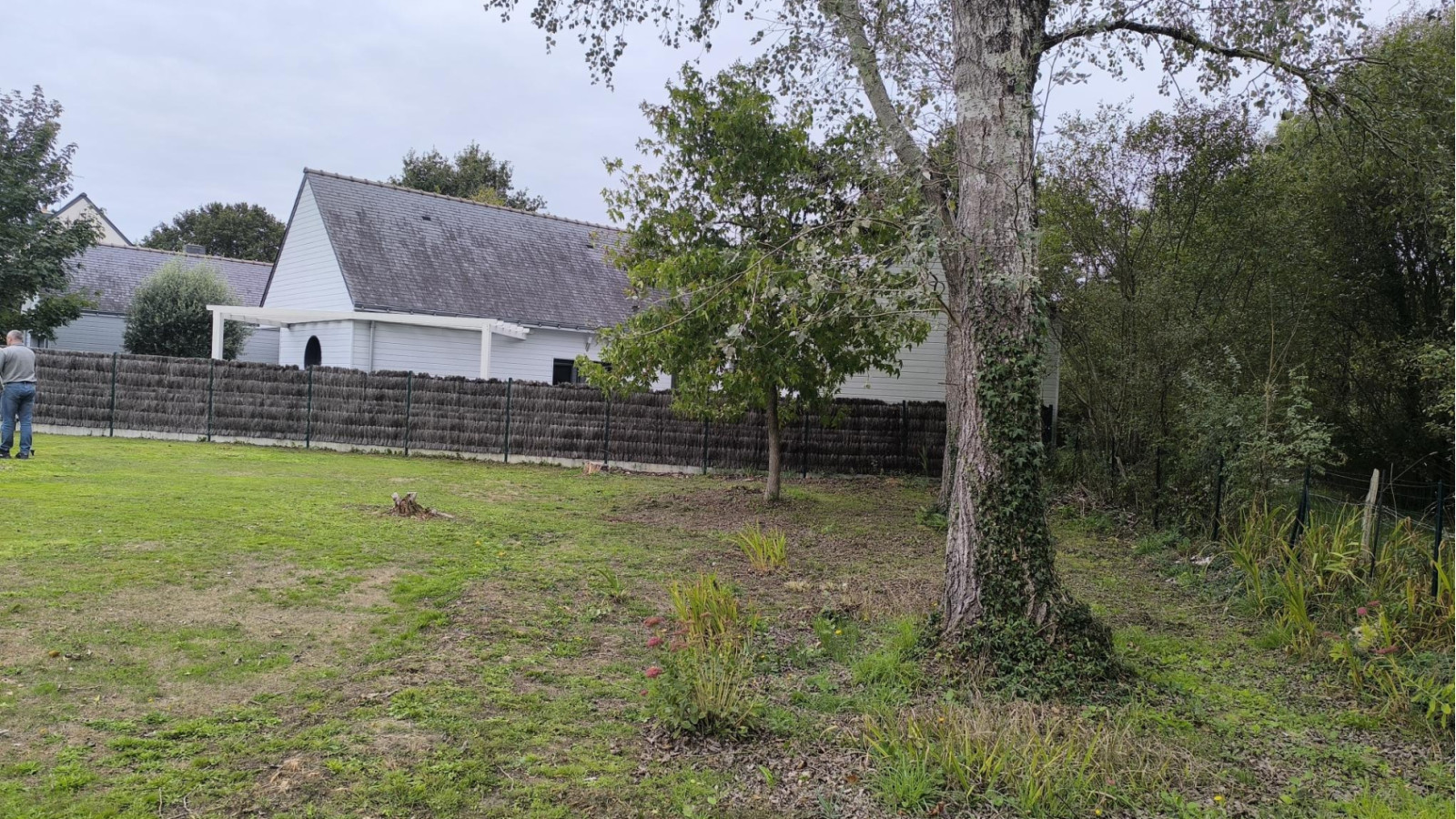 Terrain constructible de 400m2 à Saint-Molf