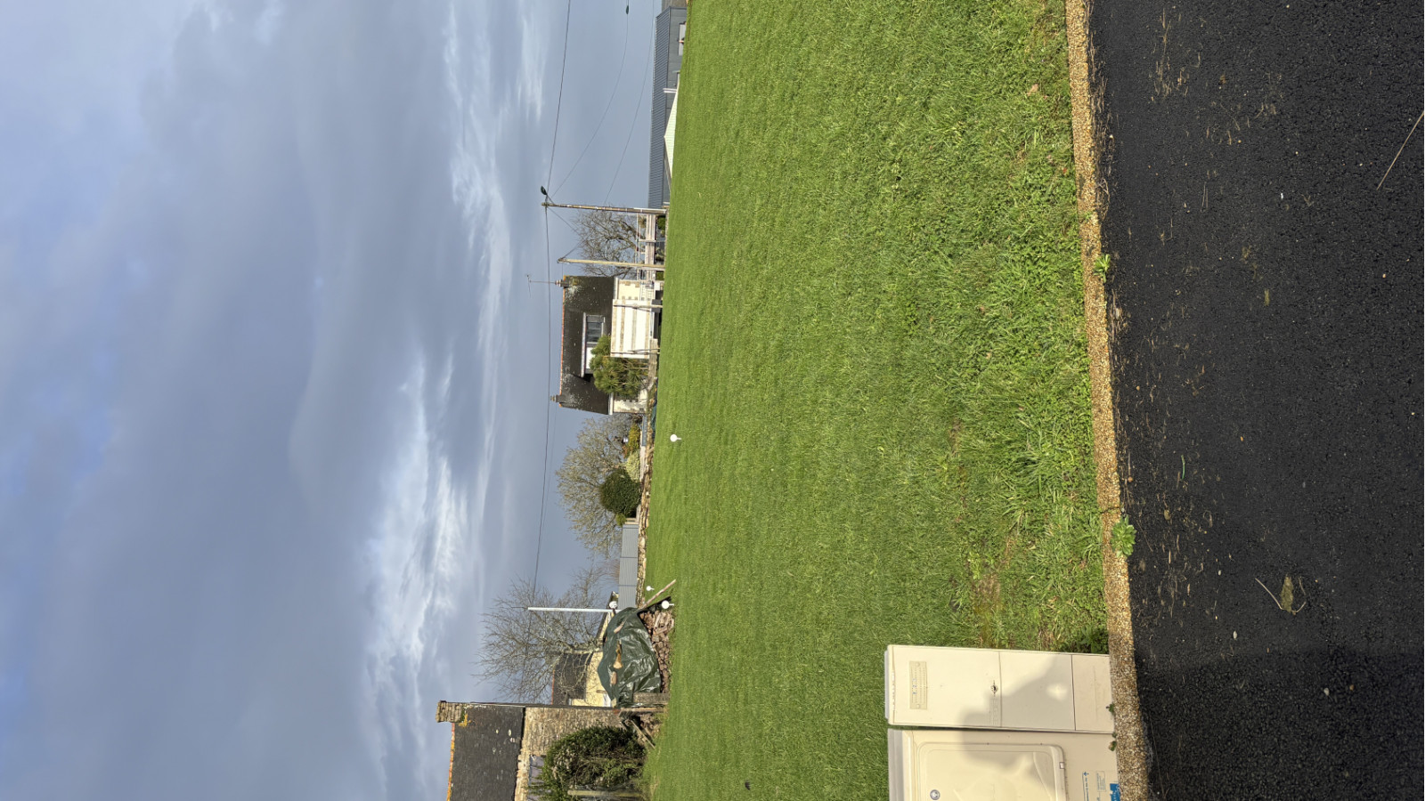 Terrain constructible de 475m2 à Berric