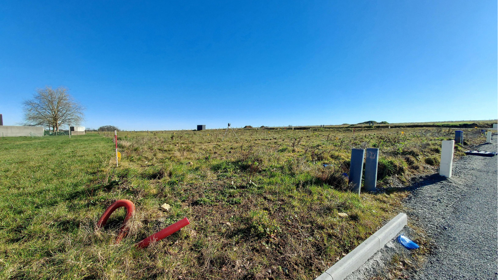 Terrain constructible de 379m2 à Châteaugiron