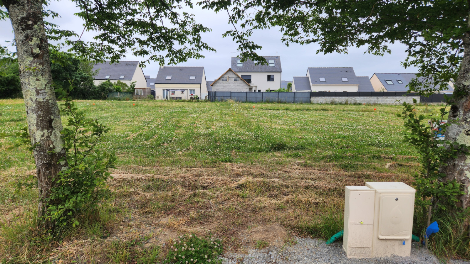 Terrain constructible de 521m2 à Ligné