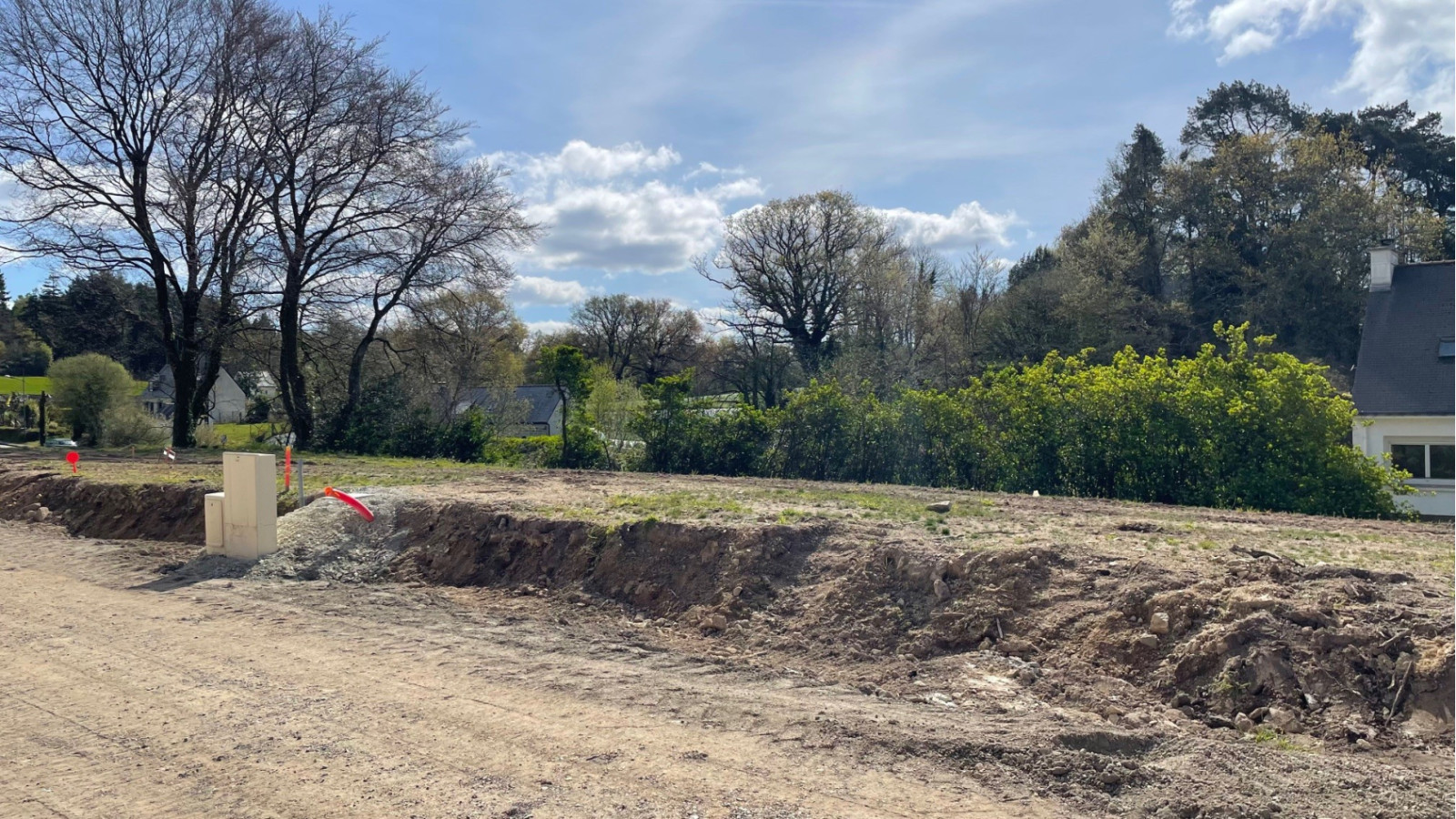 Terrain constructible de 414m2 à Lanvaudan