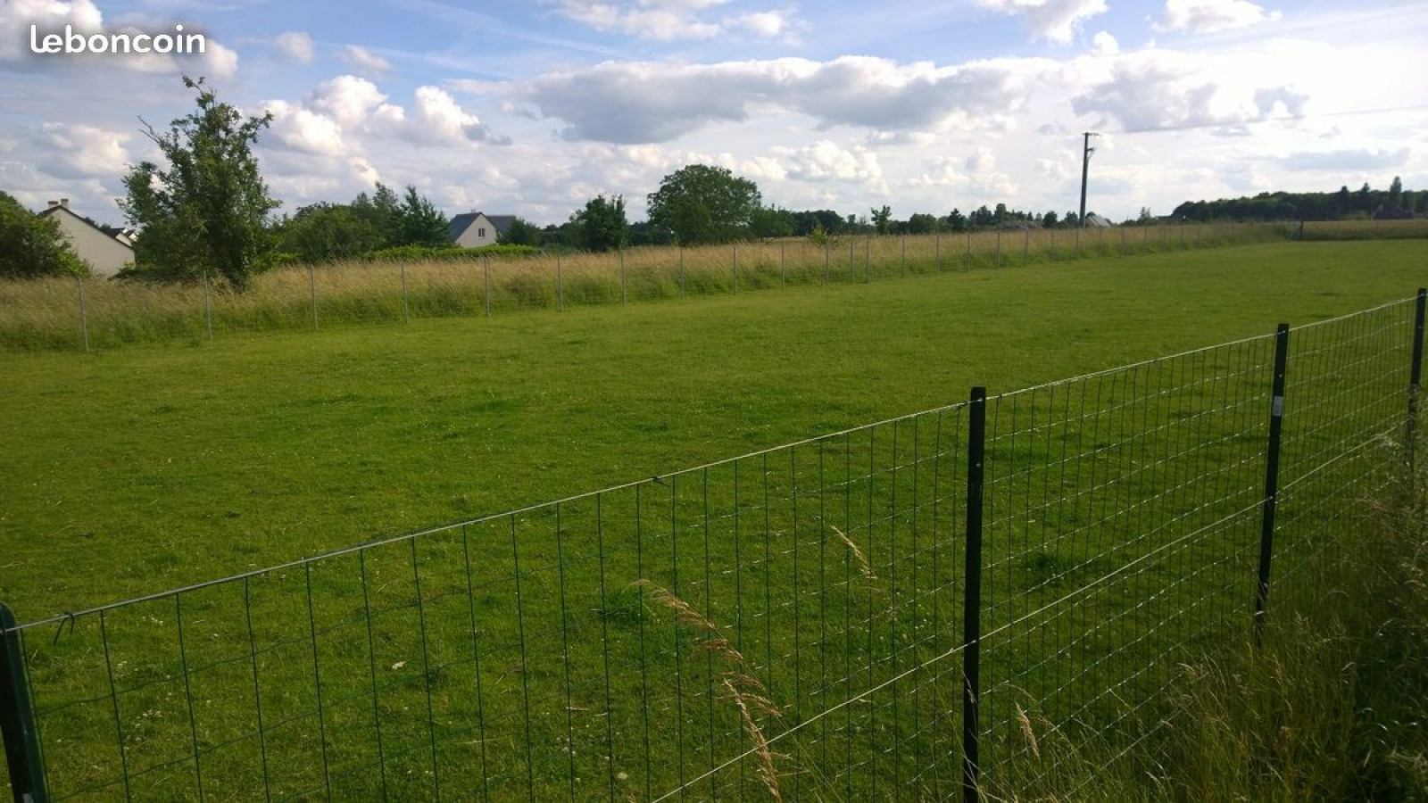 Terrain constructible de 863m2 à Cravant-les-Côteaux
