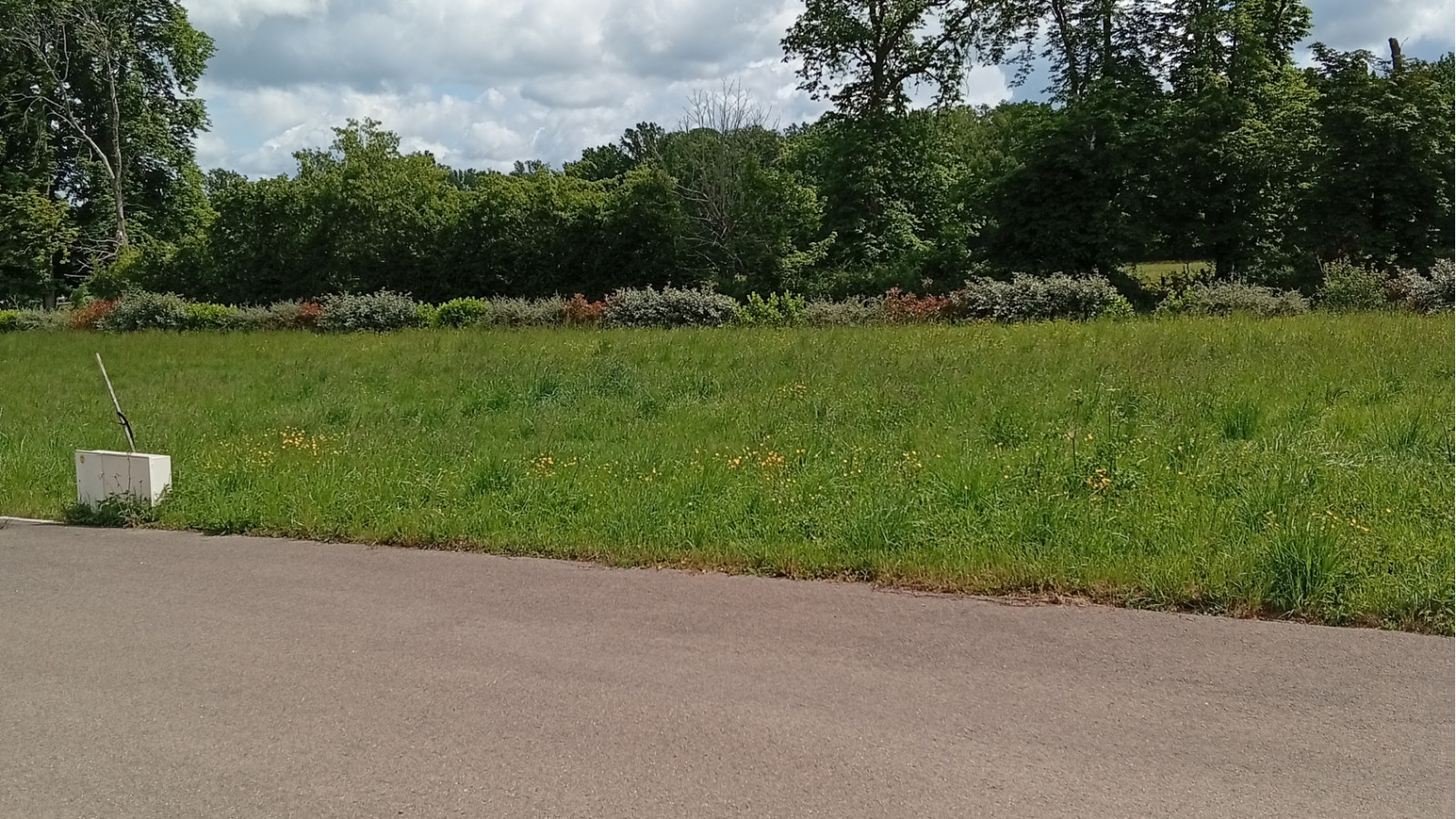 Terrain constructible de 738m2 à Seignelay