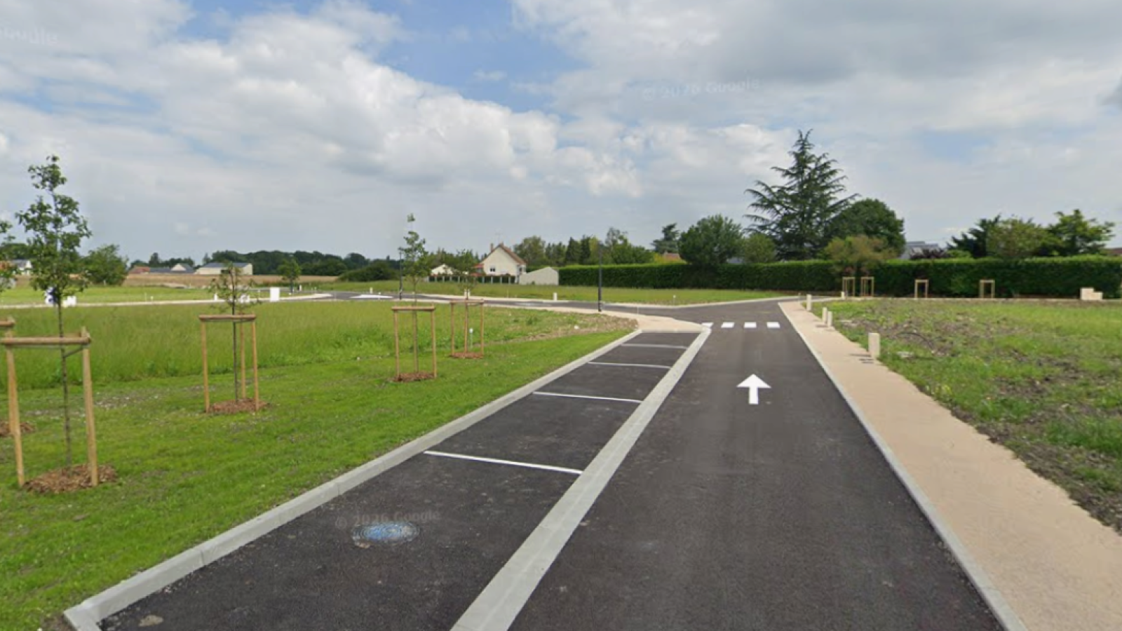 Terrain constructible de 405m2 à Huisseau-sur-Mauves