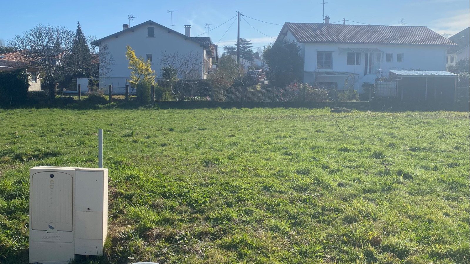 Terrain constructible de 612m2 à Saint-Vincent-de-Paul