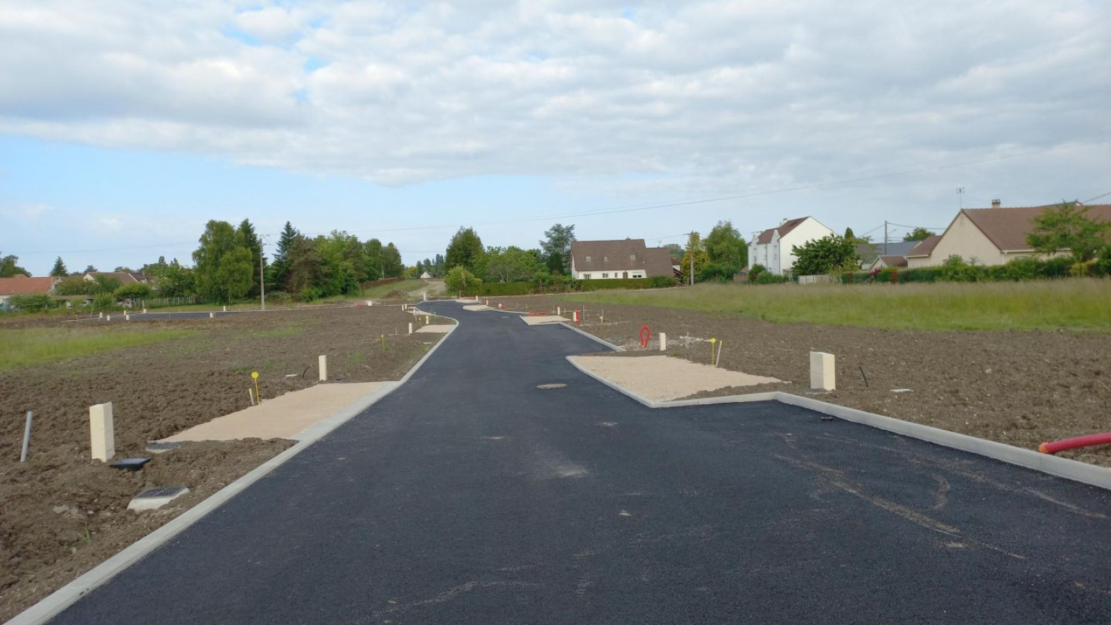 Terrain constructible de 495m2 à Rebréchien