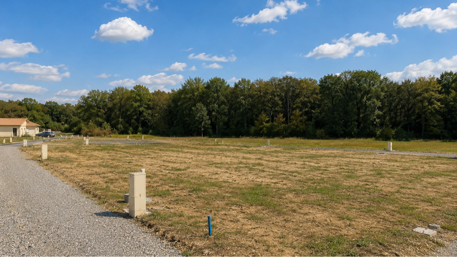 Terrain constructible de 472m2 à Magescq