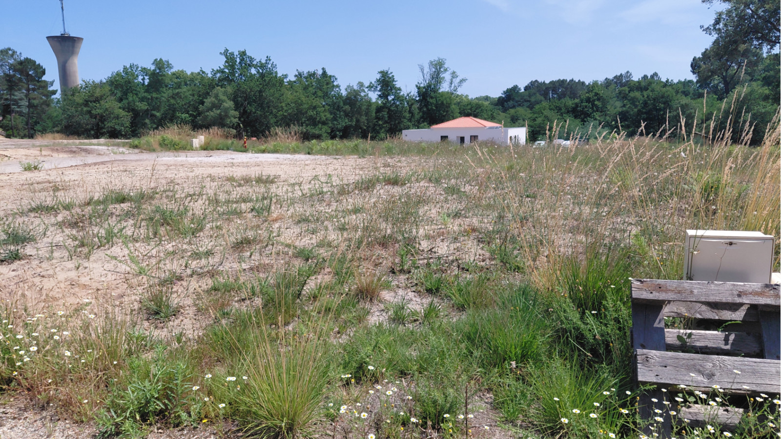 Terrain constructible de 720m2 à Castets