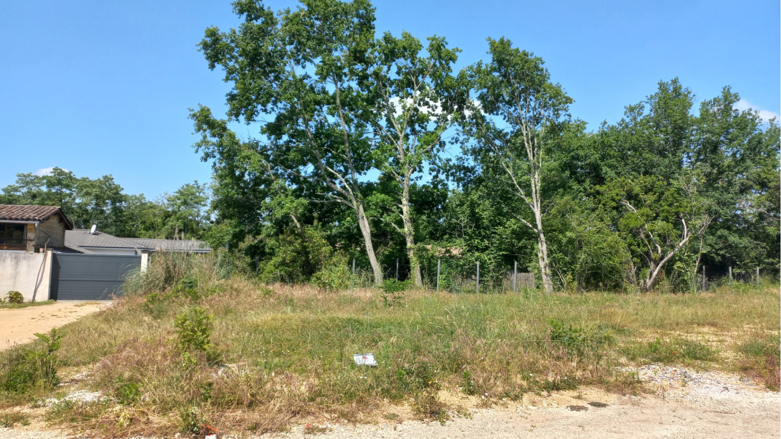 Terrain constructible de 640m2 à Biganos