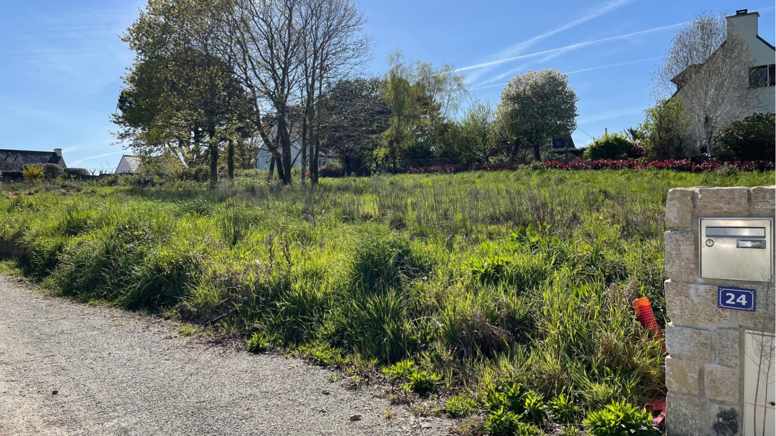 Terrain constructible de 393m2 à Belz
