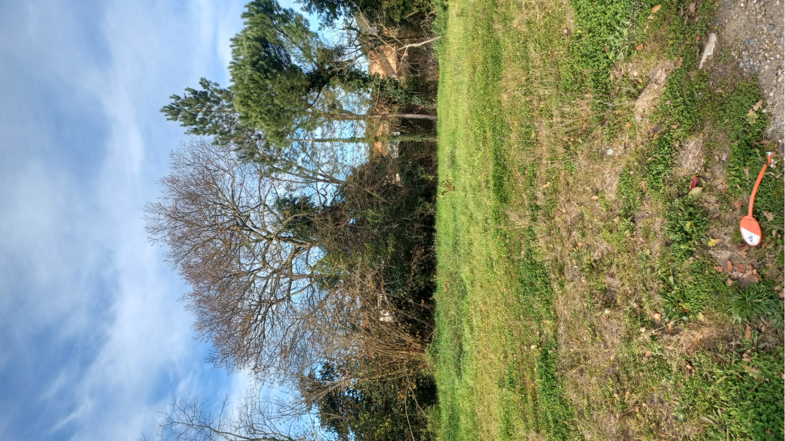 Terrain constructible de 475m2 à Castres-Gironde
