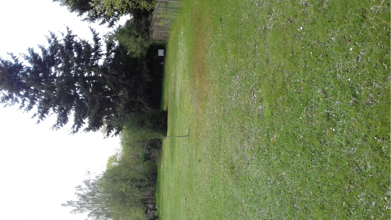 Terrain constructible de 1000m2 à Chevillon-sur-Huillard