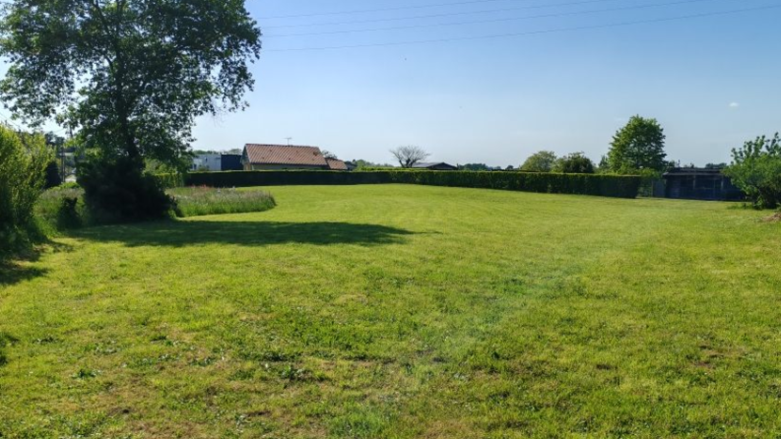 Terrain constructible de 1000m2 à Montfort-en-Chalosse