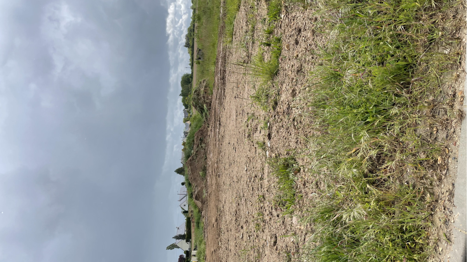 Terrain constructible de 307m2 à Luynes