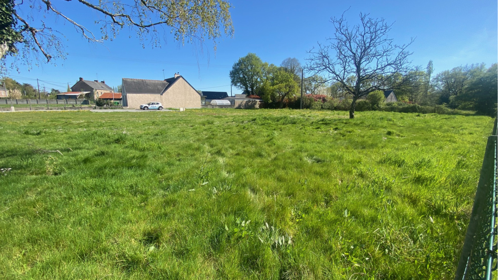 Terrain constructible de 1351m2 à Pontchâteau
