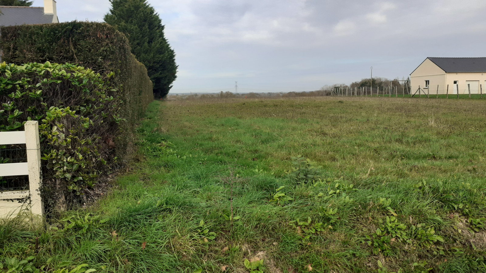 Terrain constructible de 660m2 à La Chapelle-des-Marais