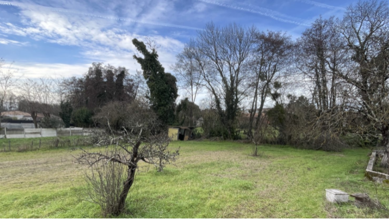 Terrain constructible de 620m2 à Martillac