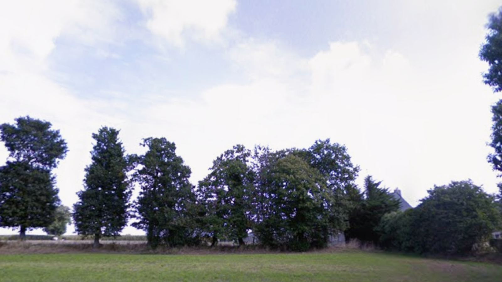 Terrain constructible de 264m2 à Retiers