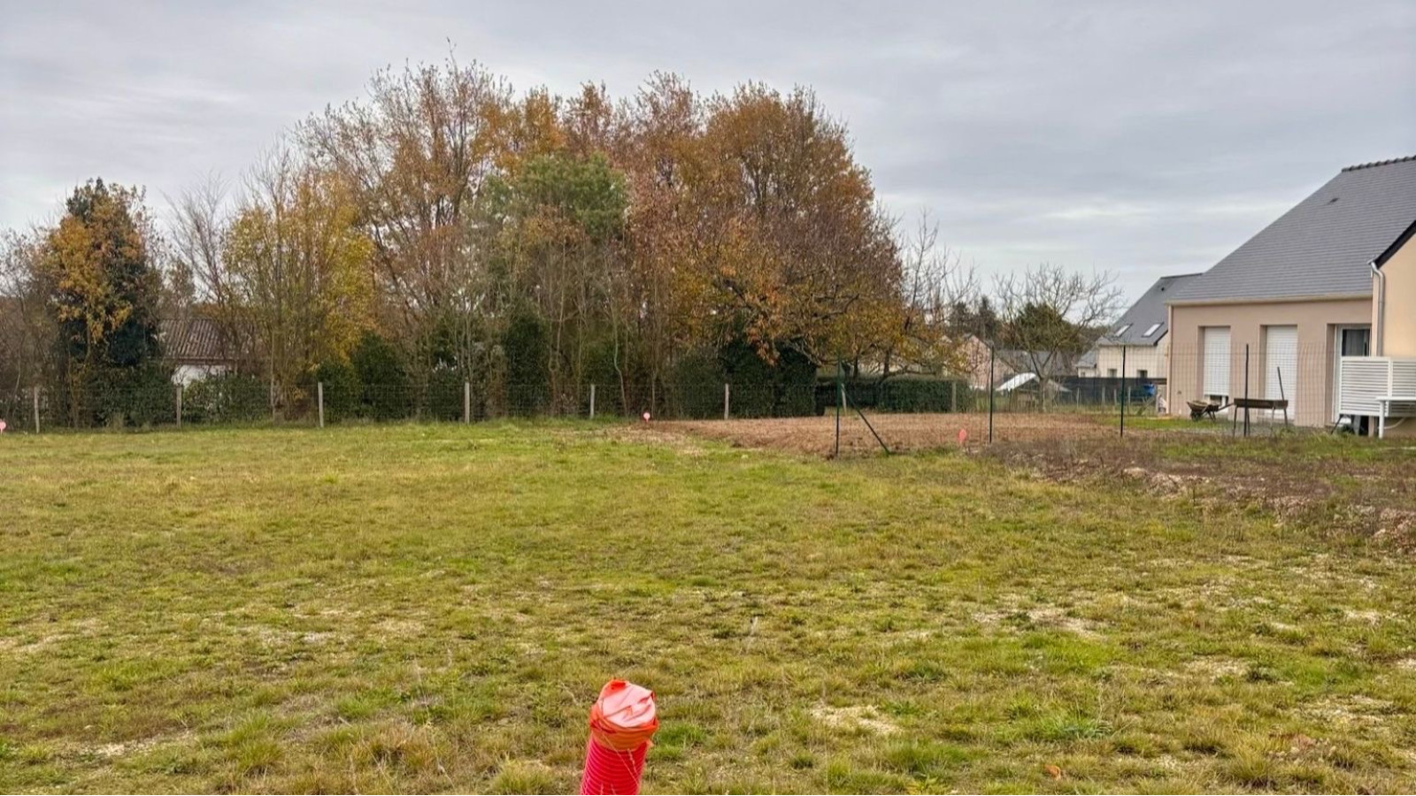 Terrain constructible de 795m2 à Bellevigne-en-Layon