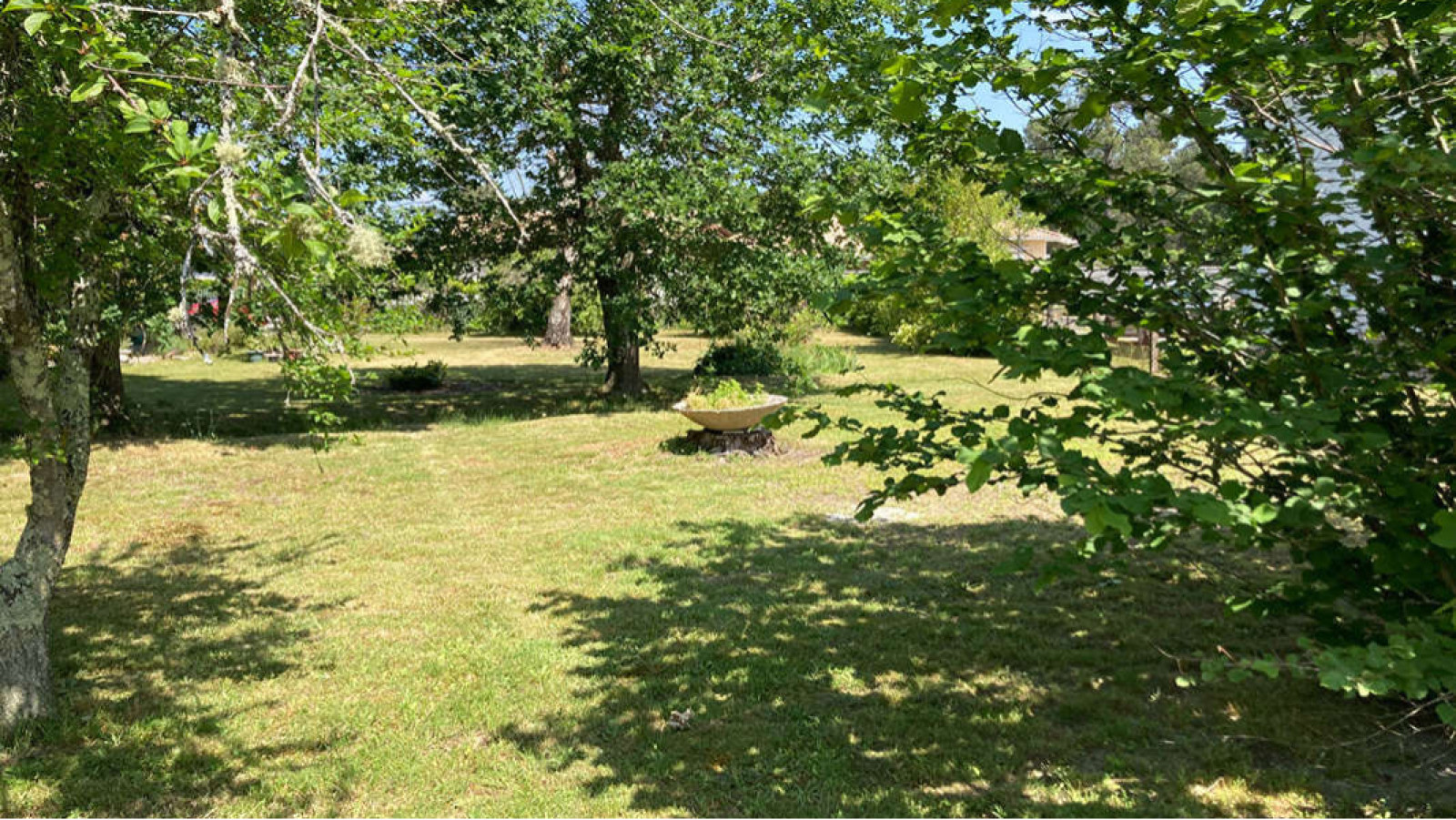 Terrain constructible de 613m2 à Le Teich
