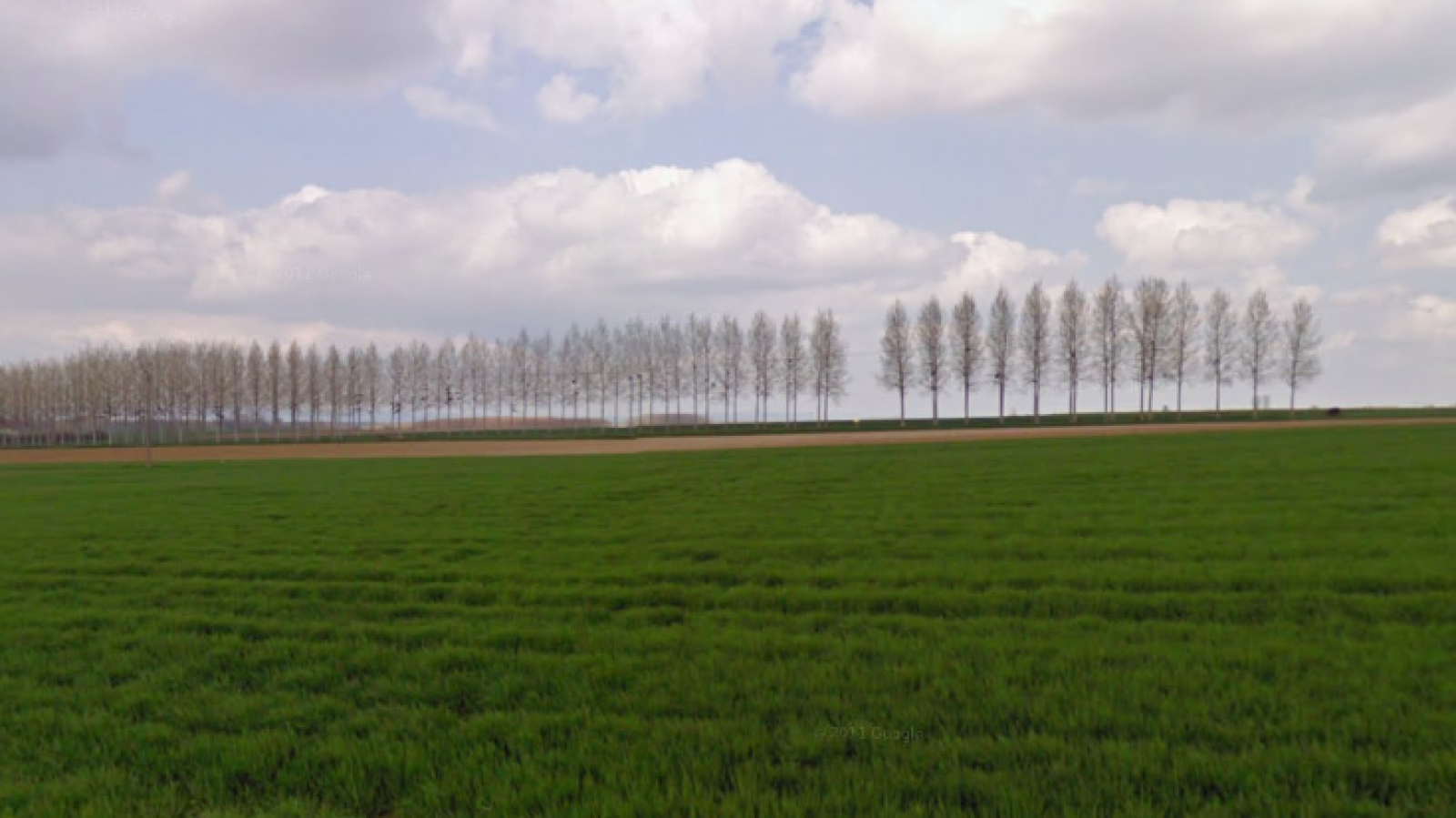 Terrain constructible de 2263m2 à Corgengoux