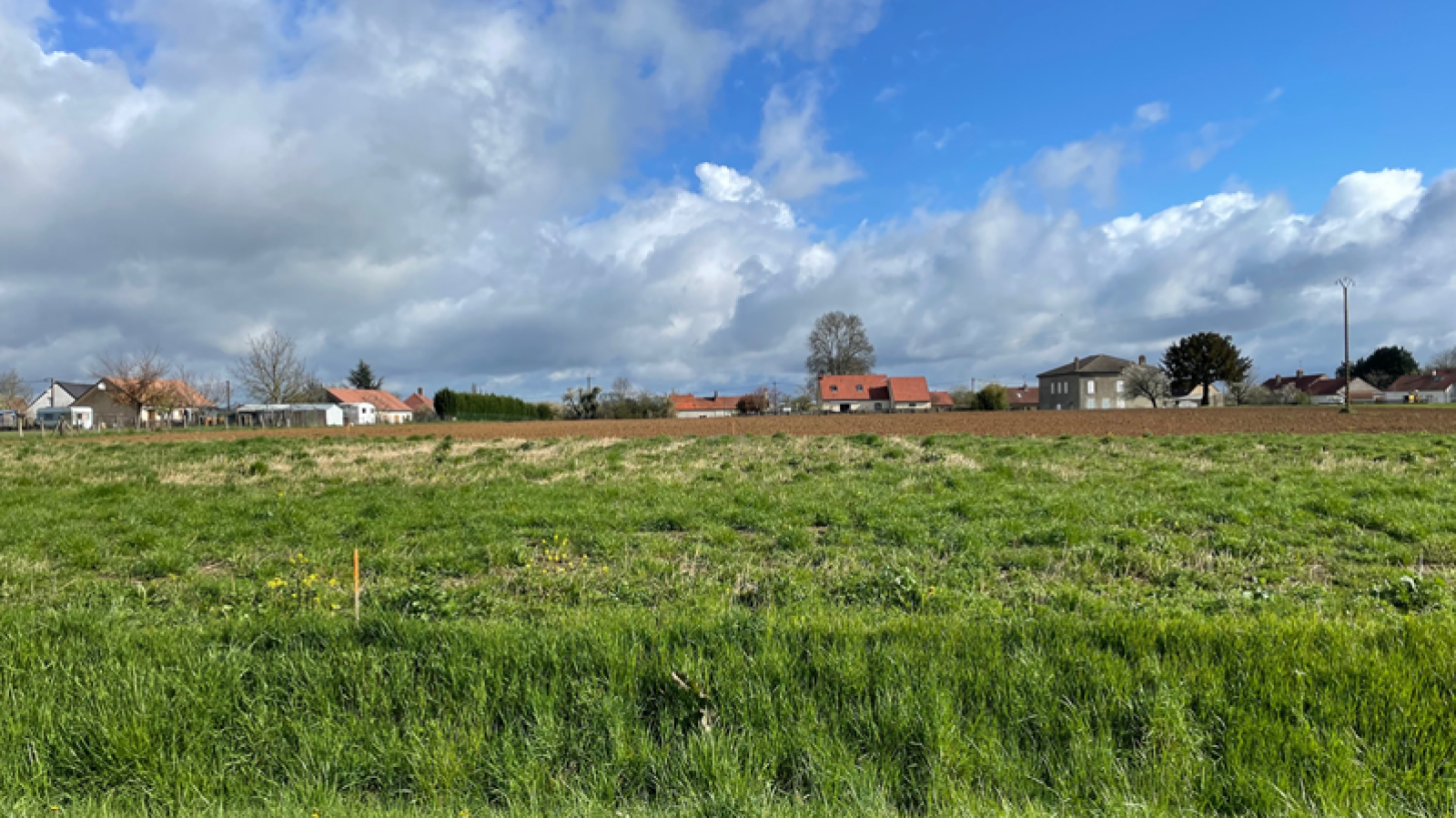 Terrain constructible de 818m2 à Labergement-lès-Seurre