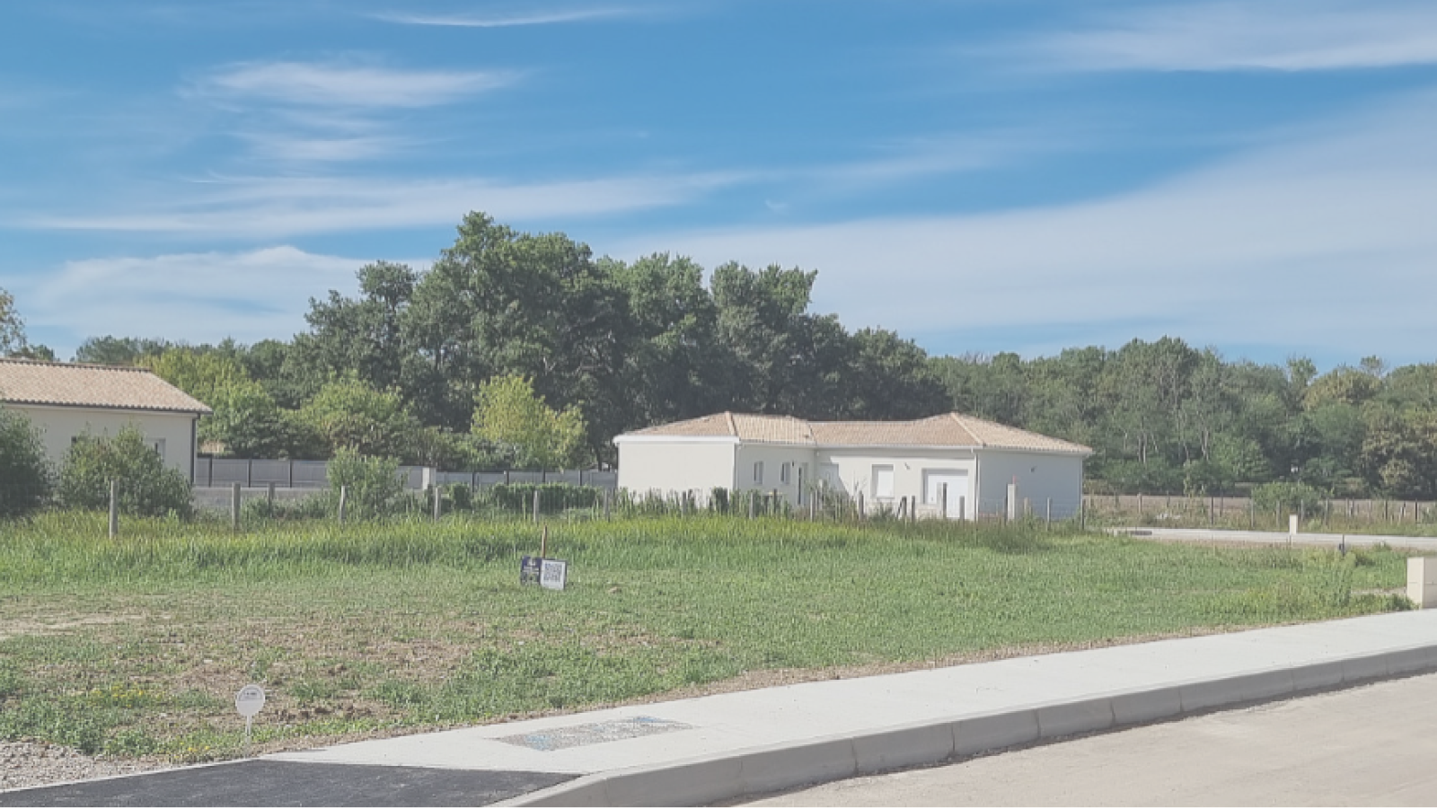 Terrain constructible de 450m2 à Le Taillan-Médoc