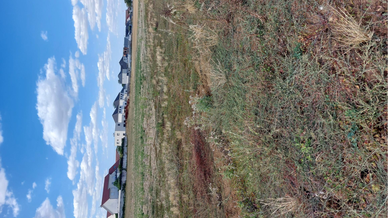 Terrain constructible de 520m2 à Saulon-la-Chapelle