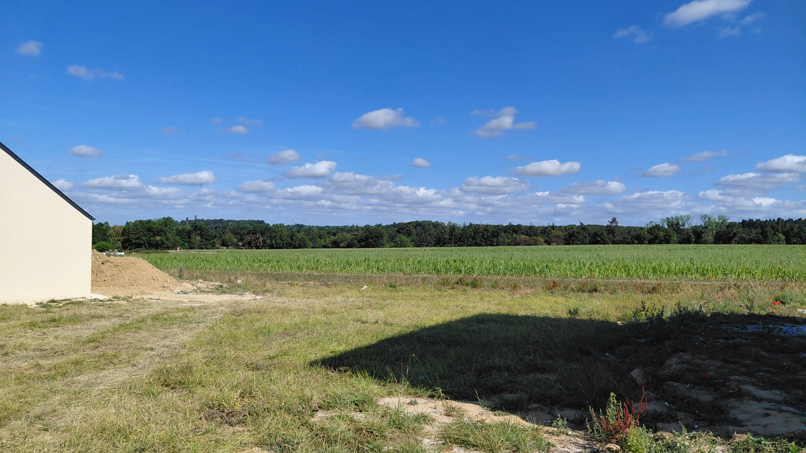 Terrain constructible de 450m2 à La Chapelle-aux-Filtzméens