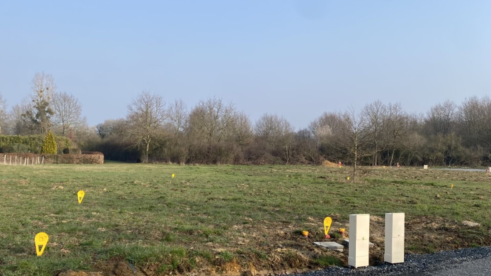 Terrain constructible de 348m2 à Les Hauts-d'Anjou
