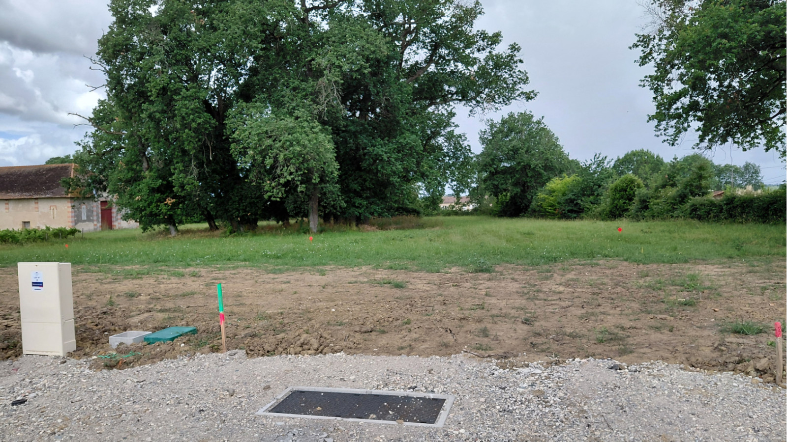 Terrain constructible de 400m2 à Prignac-et-Marcamps