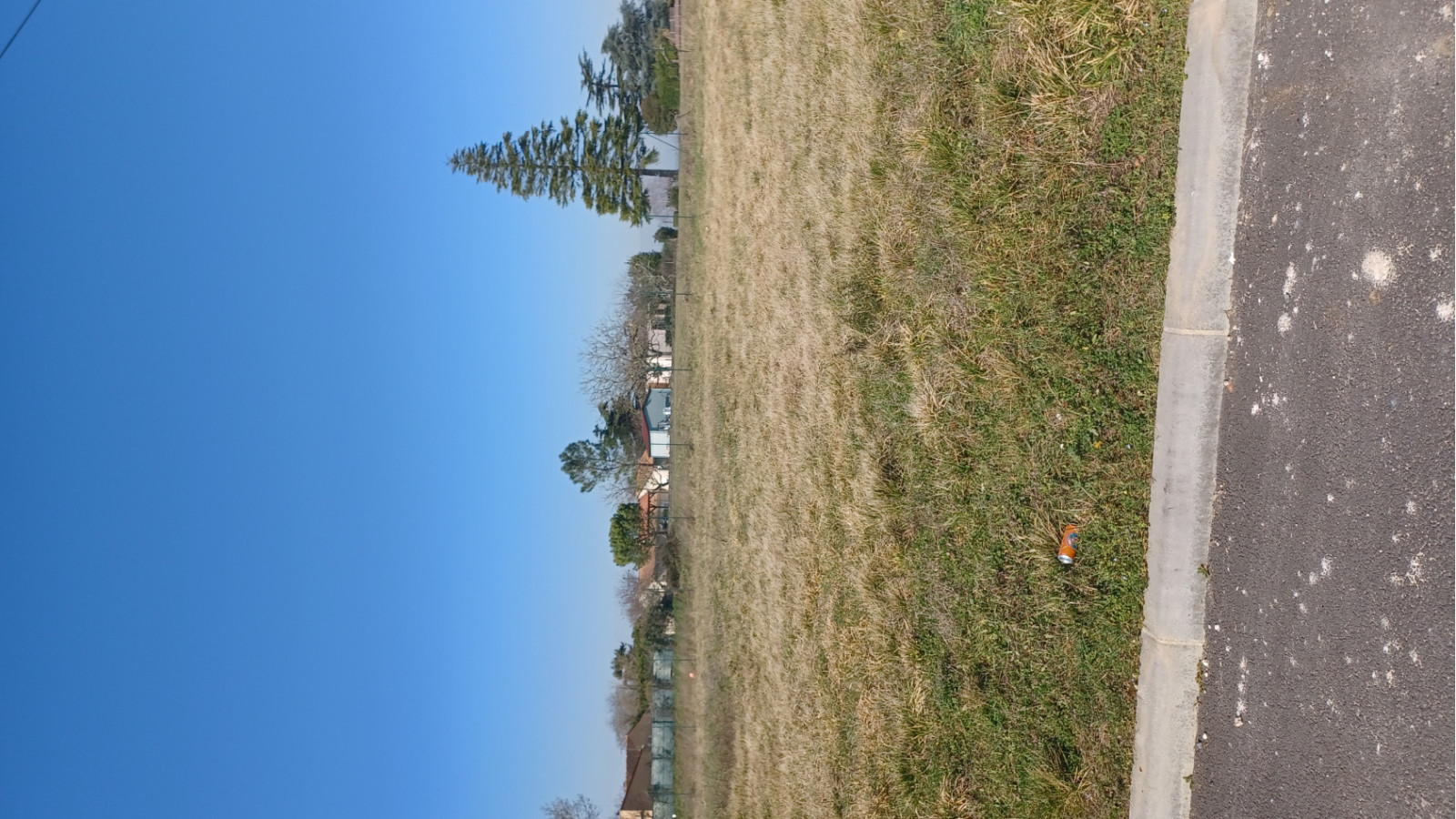 Terrain constructible de 884m2 à Sallebœuf