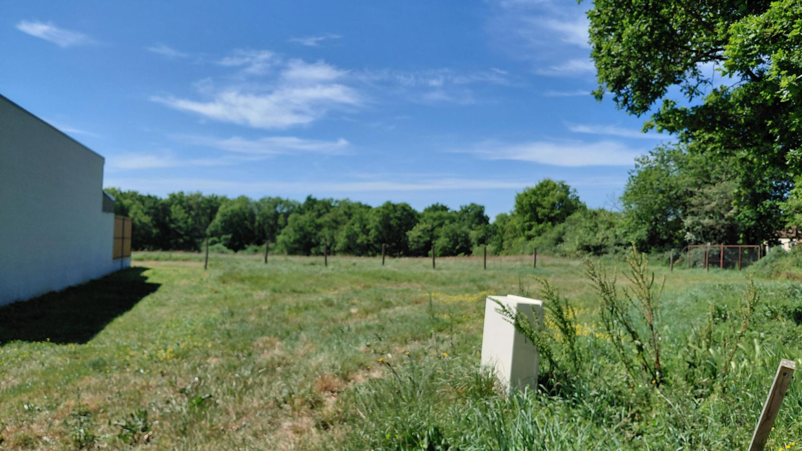 Terrain constructible de 305m2 à Les Herbiers