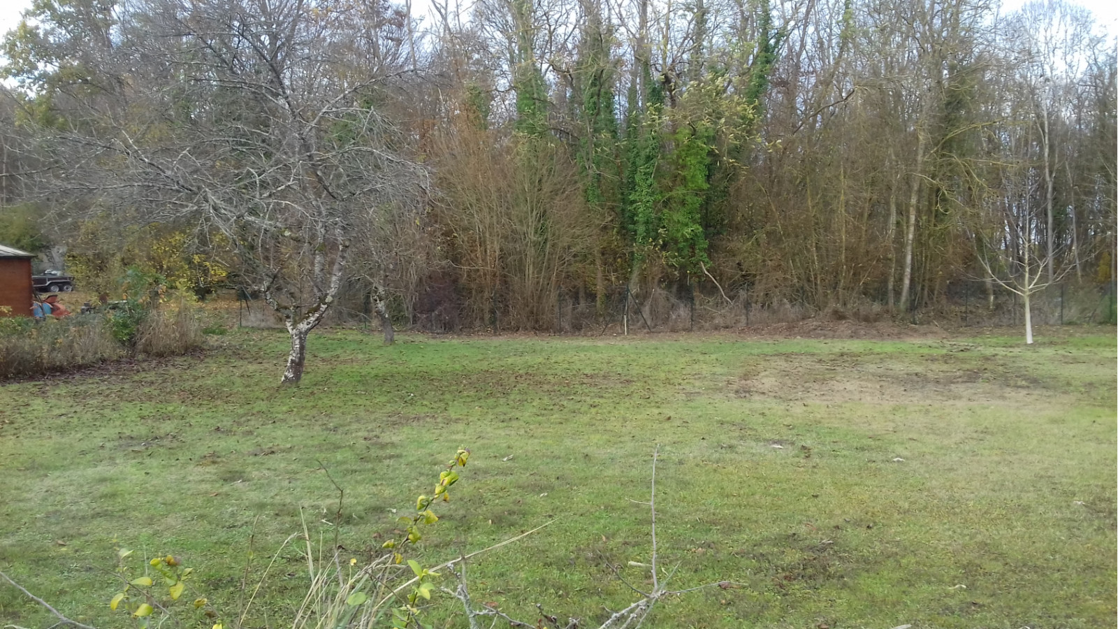 Terrain constructible de 675m2 à Amilly
