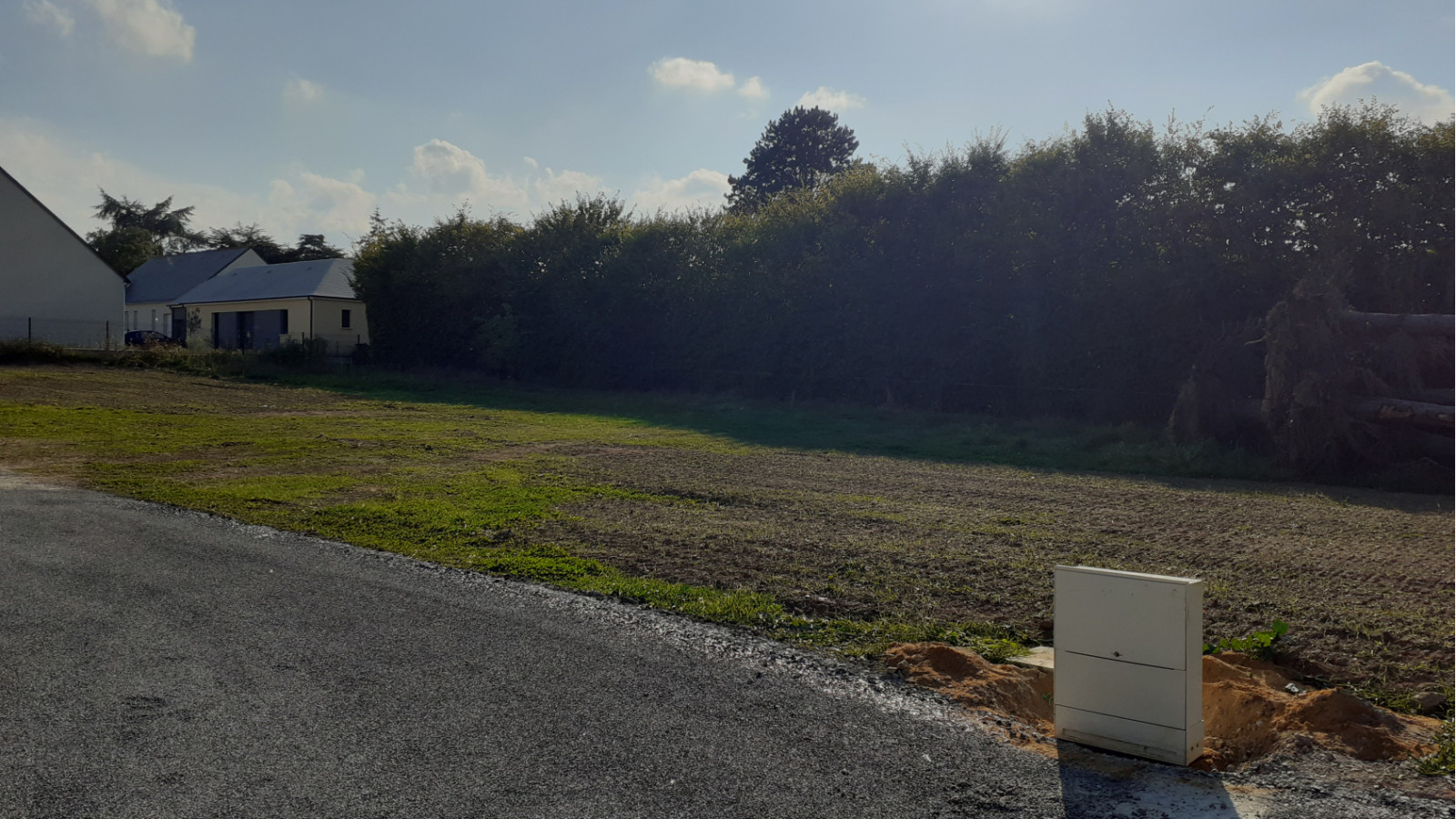 Terrain constructible de 440m2 à Candé