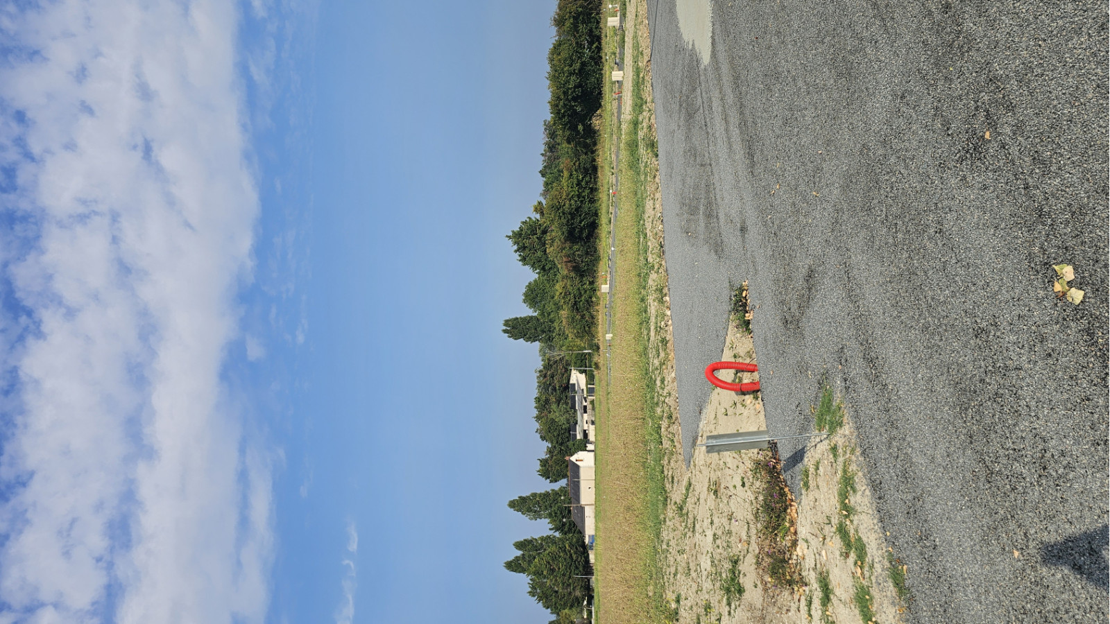 Terrain constructible de 371m2 à Longué-Jumelles