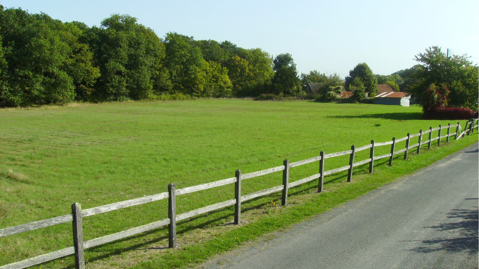 Terrain constructible de 1087m2 à Thizay