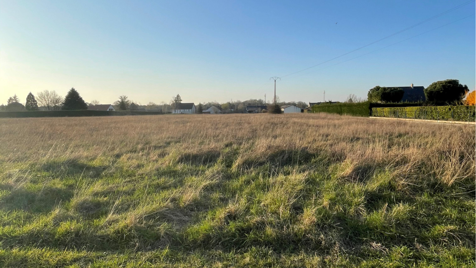 Terrain constructible de 432m2 à Luynes