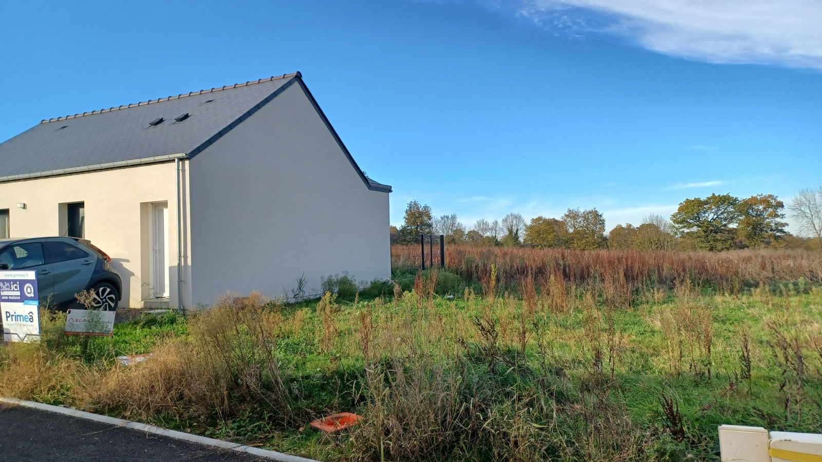 Terrain constructible de 178m2 à Sens-de-Bretagne