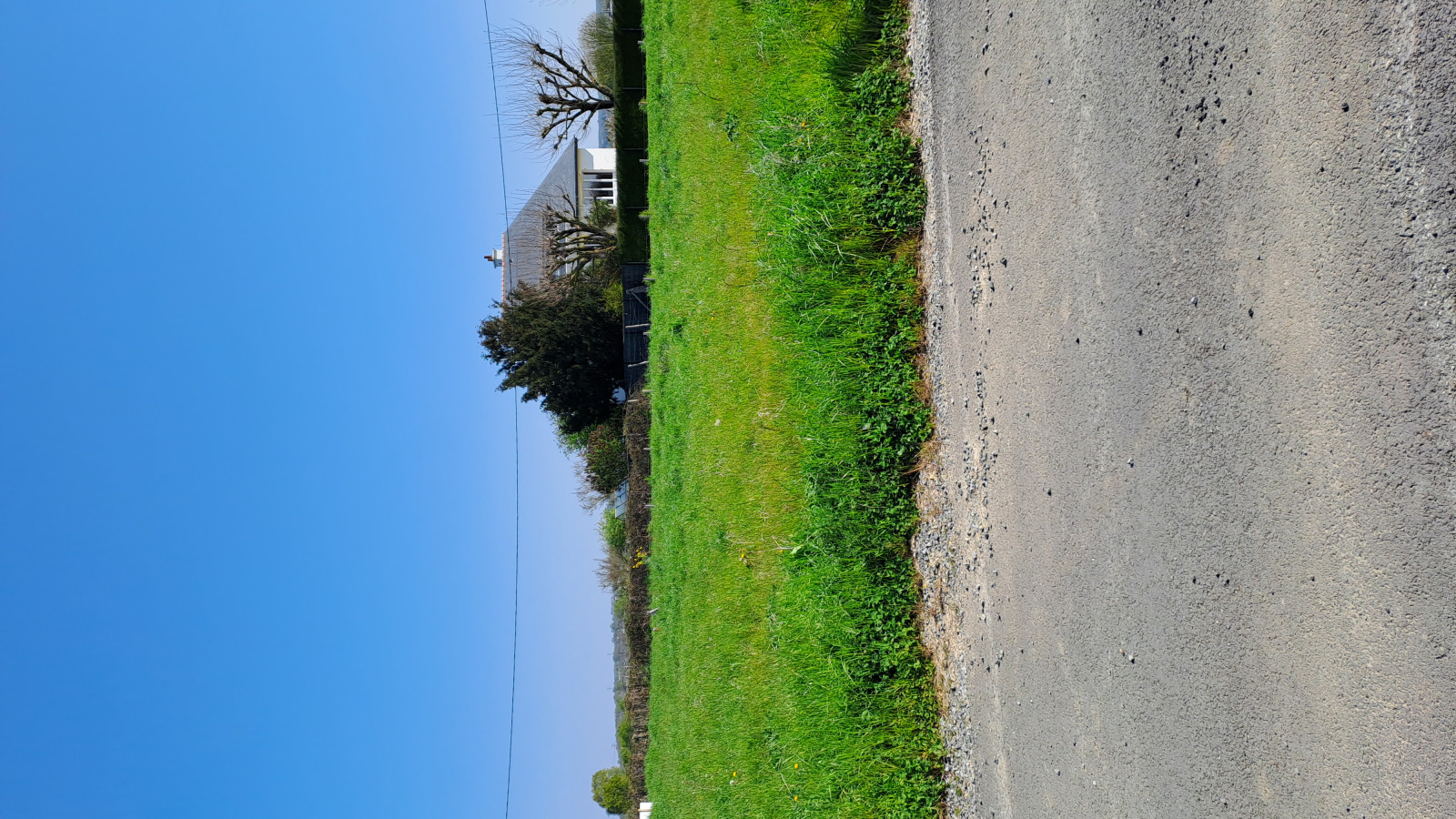 Terrain constructible de 418m2 à Le Minihic-sur-Rance